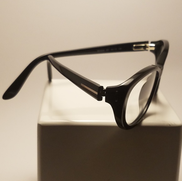 TOM FORD Women's Eyewear - Picture 3 of 8